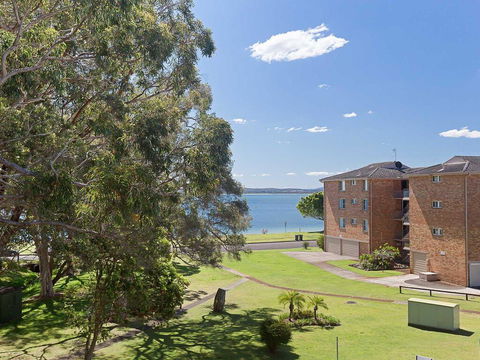 14 'Mistral Court' 17 Mistral Close - Across The Road From The Beach - Tourism Townsville 0