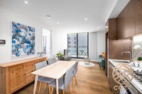 140 Cozy Lakeside Residence In The Heart Of St Kilda 2BD2BT Free Parking