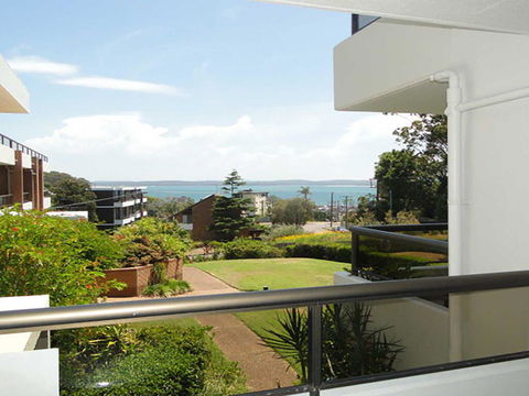 17 'The Commodore' 9-11 Donald Street - Pleasant Unit With Open Plan Living - Tourism Townsville 0