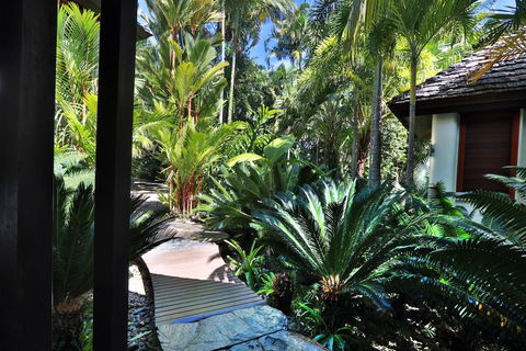 17 Wharf Street - Luxury Holiday Home - Tourism Townsville 2