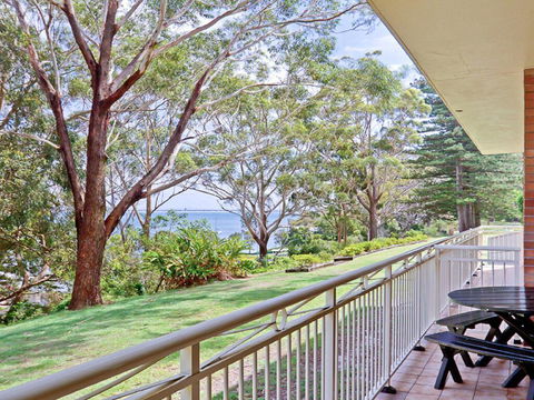 2 'Fiddlers Green' 62 Magnus Street - Ground Floor Unit Walking Distance To Nelson Bay - Tourism Townsville 0