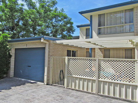 2 'Mahi Mahi', 5 Achilles Street - 3 Bedroom Between Shoal Bay And Little Beach - Tourism Townsville 0