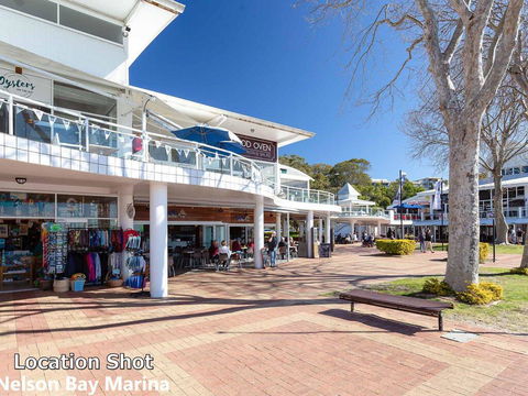 2 'Seashells' 21-23 Magnus Street - Pool , Lift , Aircon - Tourism Townsville 0