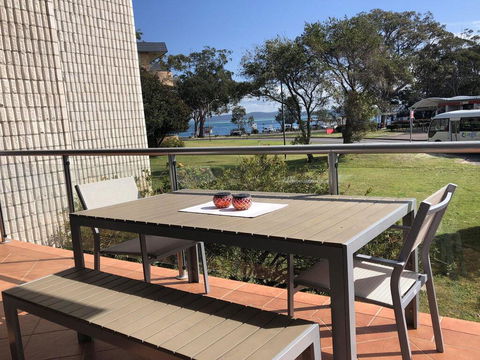 2 'Villa Ellisa', 8-10 Columbia Cl - Beautiful Water Views & Directly Across To Little Beach - Tourism Townsville 0