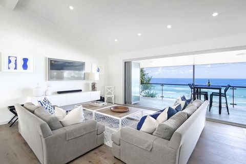2 Arakoon Crescent - Tourism Townsville 0