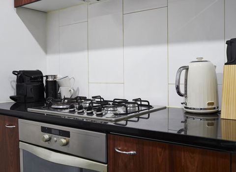 2 Bdrm 2 Bthrm Apt With Parking In Central CBD - Tourism Townsville 2
