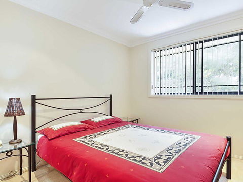 2/11a Christmas Bush Avenue - Fantastic Townhouse Close To Dutchies Beach - Tourism Townsville 1