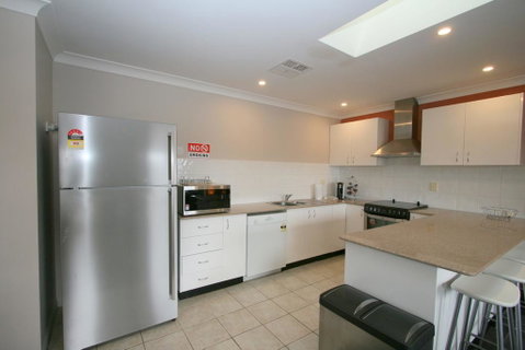2/17 Jillamatong Street - Tourism Townsville 2
