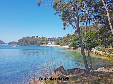 25 Christmas Bush Avenue - Aircon, Pet Friendly, Small Boat Parking & WIFI - Tourism Townsville 1