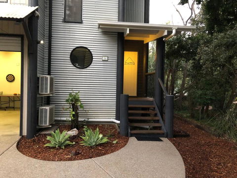 25 Naiad Court - Rainbow Shores, The Ultimate Beachside Executive Property, Air Conditioned - Tourism Townsville 2