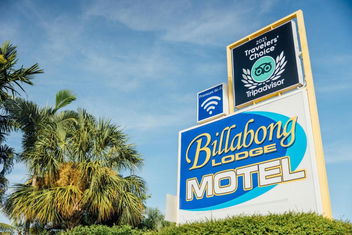 Billabong Lodge Motel with Tourism Townsville
