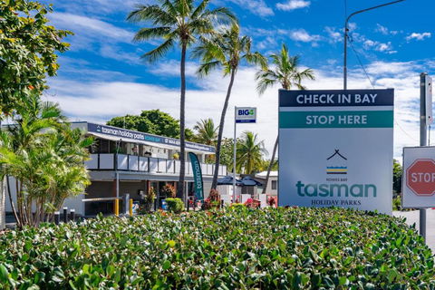 BIG4 Tasman Holiday Parks - Rowes Bay - Tourism Townsville 1