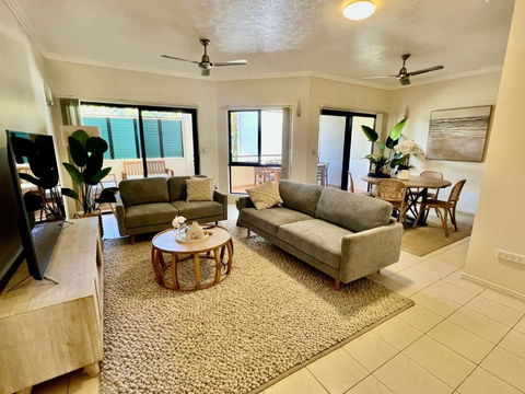 Breakwater 40 - Tourism Townsville 2