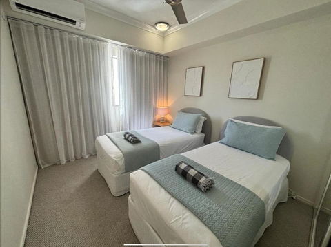 Breakwater 40 - Tourism Townsville 4