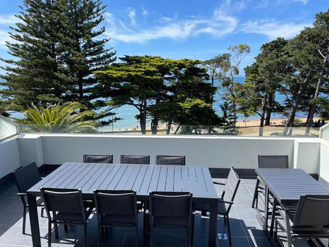 C-Scape Penthouse - Cowes Beach Front - Tourism Townsville 4