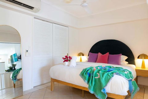CASA PAPAYA Adults Only Apartment - Tourism Townsville 3