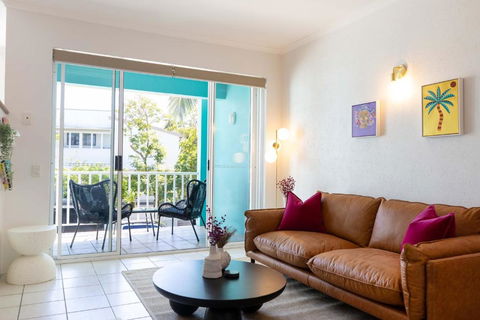 CASA PAPAYA Adults Only Apartment - Tourism Townsville 1