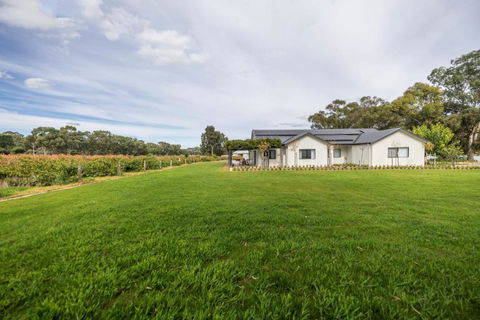 CASALE ESTATE - Tourism Townsville 2