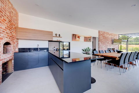 CASALE ESTATE - Tourism Townsville 3