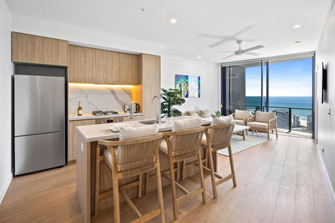 CASSA CASINO - Luxury Residences Managed By The Cassa - Tourism Townsville 1