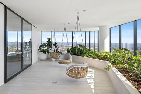 CASSA CASINO - Luxury Residences Managed By The Cassa - Tourism Townsville 4