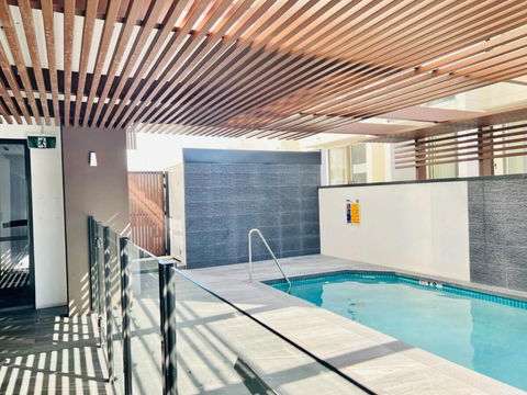 CASSA TOOWONG - Convenient 1B Apt At Central Location With Parking Managed By The Cassa - Tourism Townsville 2