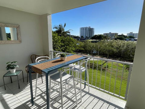 City Riverside Apartment 25 - Tourism Townsville 0