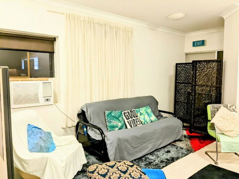City Stadium 5 Minutes Walk - Tourism Townsville 2
