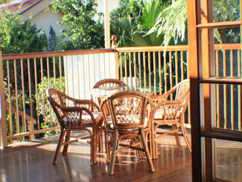 Classique Bed & Breakfast - Tourism Townsville 4