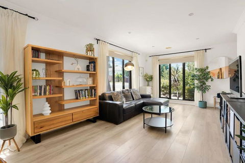 Deluxe Family Montpellier Gardens Estate - Burwood - Tourism Townsville 2