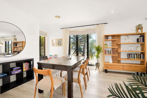 Deluxe Family Montpellier Gardens Estate - Burwood - Tourism Townsville 3