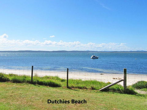27b Christmas Bush Avenue - Duplex In Nelson Bay Walking Distance To Dutchies Beach - Tourism Townsville 3