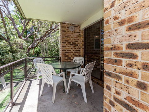 28 'Bay Parklands', 2 Gowrie Ave - Pool, Tennis + Stunning Views - Tourism Townsville 1