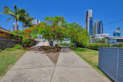29 Stanhill Drive - Tourism Townsville 2