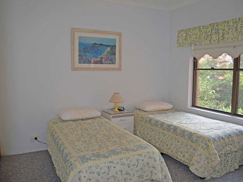 3 'Sailfish' 46 Magnus Street - Tourism Townsville 3