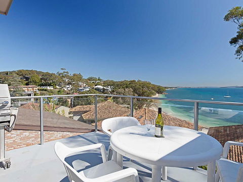 3 'Sebastapol' 66 Thurlow Avenue - Gorgeous Unit Overlooking Dutchies Beach - Tourism Townsville 0
