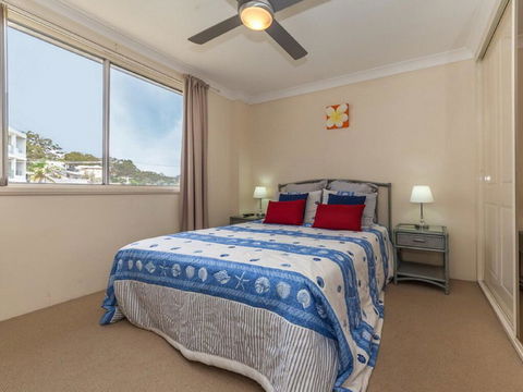 3 'Sunset' 11 Victoria Parade - Stunning Unit Right Across From The Water - Tourism Townsville 1