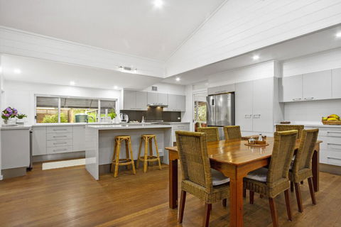 3 Macleay St, Narrawallee - Tourism Townsville 0