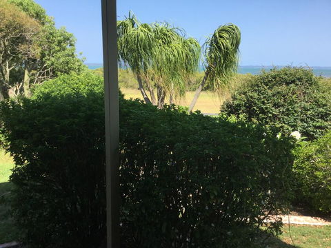 3 Sea/Fraser Island View Deckings, Beachfront, Marina - Tourism Townsville 2