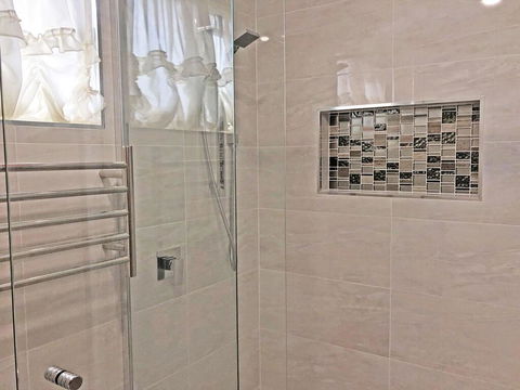 3 Tomaree Street - Cute 4 Bedroom House With Aircon In The Heart Of Town - Tourism Townsville 1