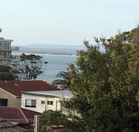 3/4 Victor Parade - great townhouse  walk to the beach - Tourism Townsville
