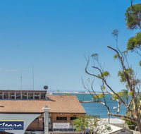 303 'The Shoal' 4-8 Bullecourt Street - Air Conditioning WIFI Netflix Views Linen  Lift - Tourism Townsville