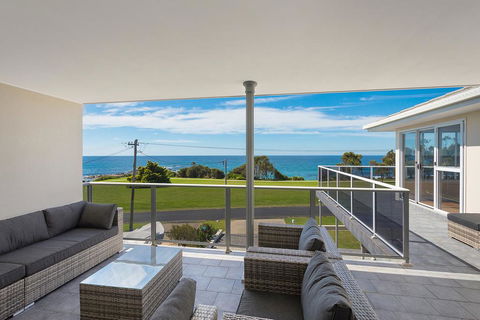 31 McMillan Crescent - Tourism Townsville 0