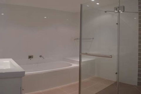33 Esprit Drive - Rainbow Shores, Style, Comfort And Relaxation, Pets Welcome, Pool - Tourism Townsville 2