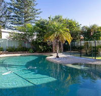 33 Gloucester St -huge holiday house in Nelson Bay with pool and stunning water views - Tourism Townsville