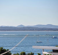 4 'Yarramundi' 47 Magnus Street - air conditioned unit with water views - Tourism Townsville