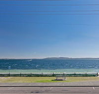 5 'Bayside' 21 Victoria Parade - unbeatable location and Air Conditioned - Tourism Townsville
