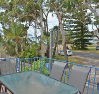 5 'Ocean Breeze' Shoal Bay Avenue - Fabulous location opposite Shoal Bay beach - Tourism Townsville