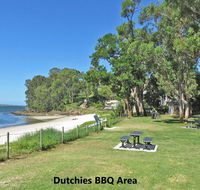 5 Thompson Place Nelson Bay - spacious duplex walking distance to Nelson Bay CBD and Dutchies - Tourism Townsville