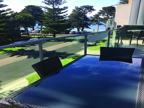 507 At The Waves - Tourism Townsville 0